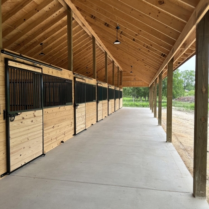 Shedrow Horse Barn 24X108 - Salado Tx